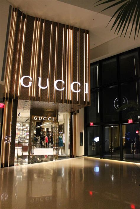 gucci store vegas|las vegas gucci outlet.